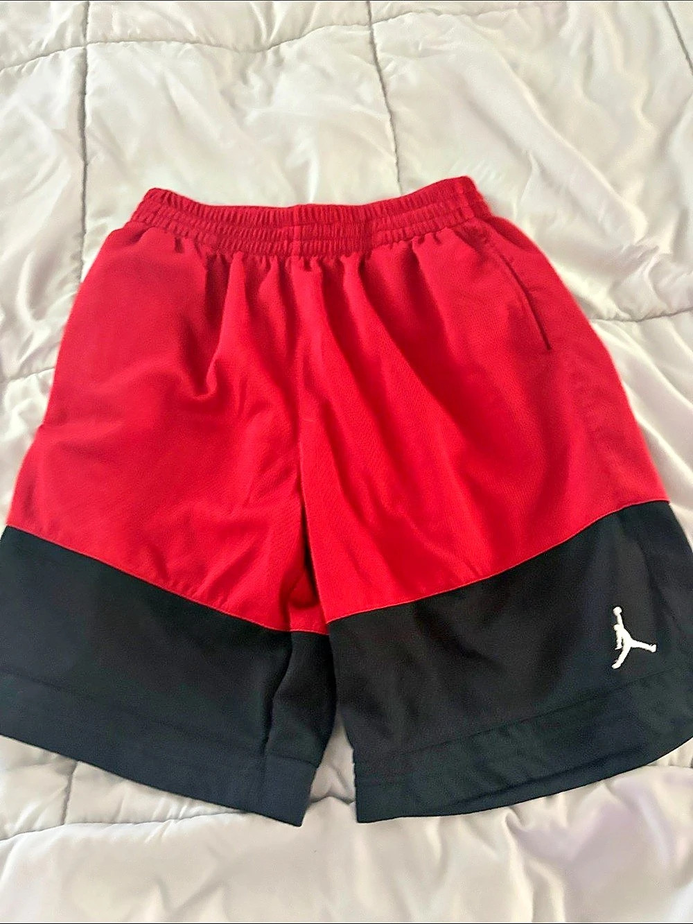 Jordan Color Block Athletic Shorts Red & Black Boys Large